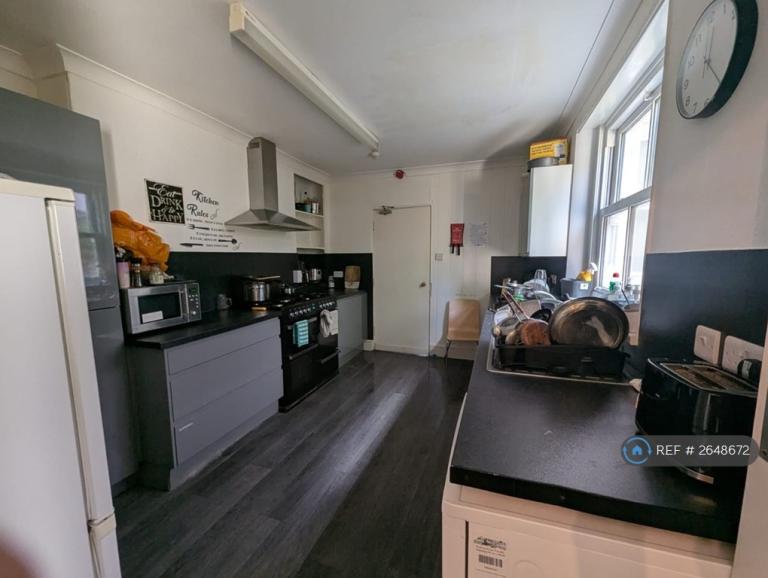 1 bedroom in North Road East, Plymouth, PL4 (#2648672)