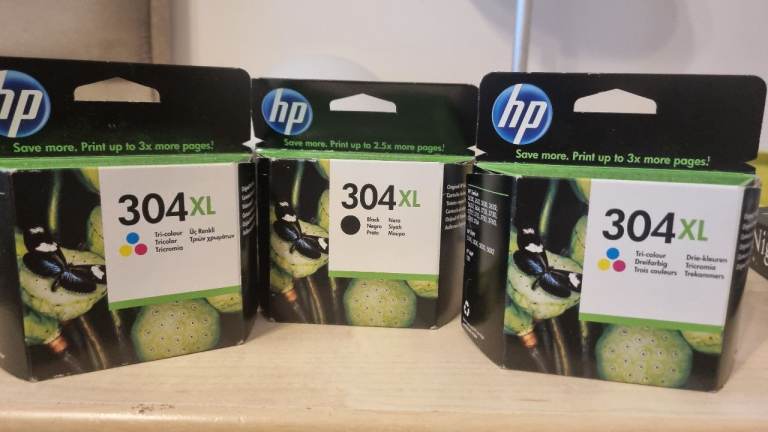 HP DeskJet 304XL cartidges Black and Tri-Colour