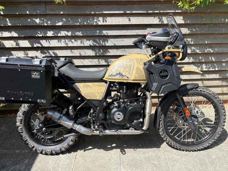 2023 / 23 Royal Enfield HIMALAYAN 411 £3800 Dune Brown 1880 miles.