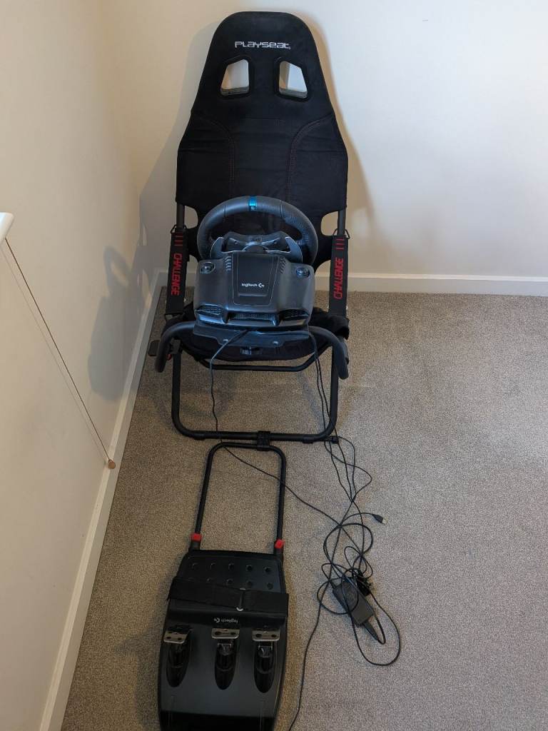 Logitech g29 racing wheel and pedals with Playseat Challenge cockpit seat