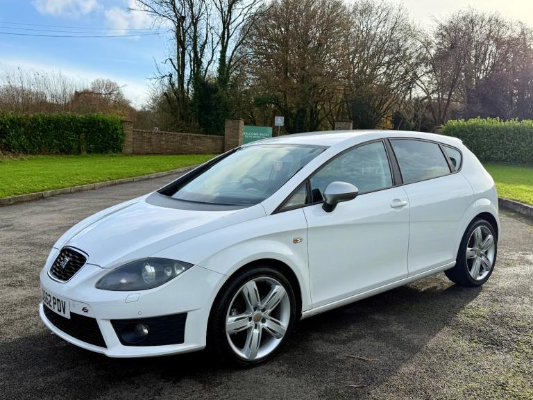 2012/62 SEAT LEON 2.0 TDI FR+ WHITE 170PS DIESEL 5DR HOT-HATCH 6 SPEED MANUAL