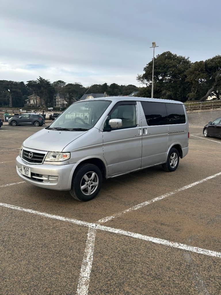 Mazda Bongo Friendee, 2002, 1990 (cc)