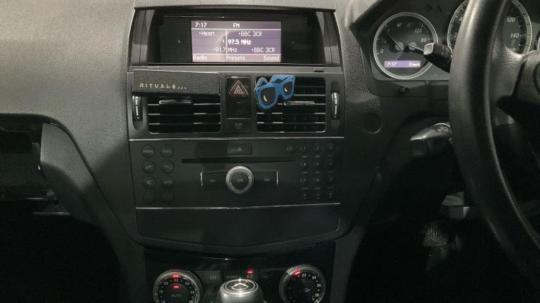 2009 Mercedes-Benz C Class 1.6 C180K BlueEfficiency SE Auto Euro 4 4dr SALOON Petrol Automatic