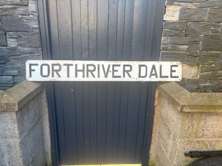 FORTHRIVER DALE Street Sign – Metal, Good Condition