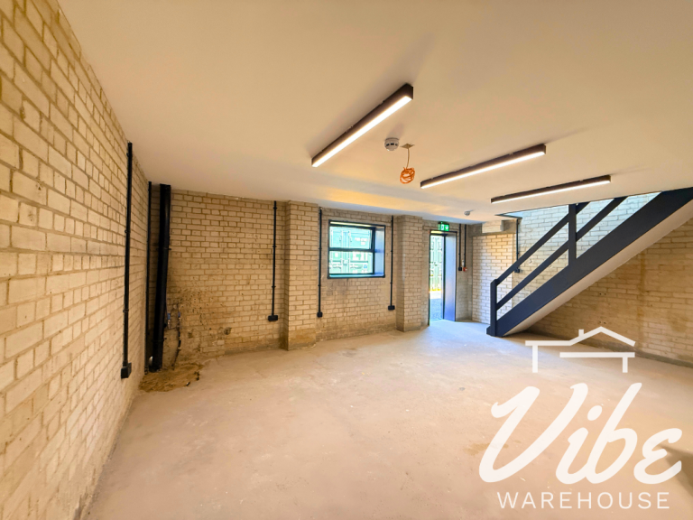 Creative Workspace to Rent at Avenue Rd, London N15