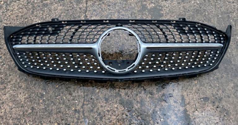 Mercedes CLA 2019 Front Grille