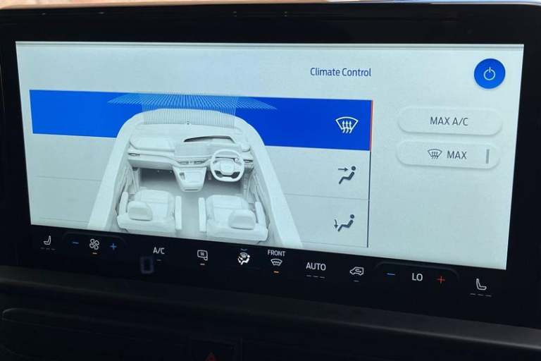 2025 Ford Transit Custom 280 Limited AUTO L2 LWB FWD 2.0 EcoBlue 136ps Low Roof, HEATED FRONT SEA...