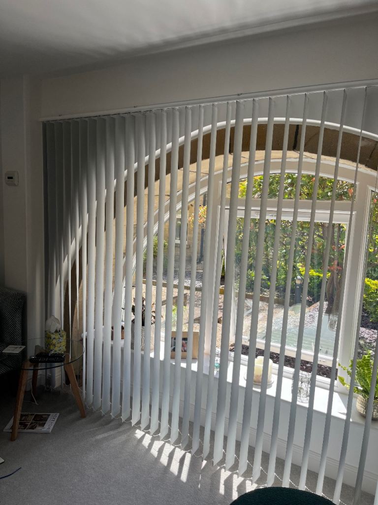 Grey Vertical Window Blinds – Very Good Condition