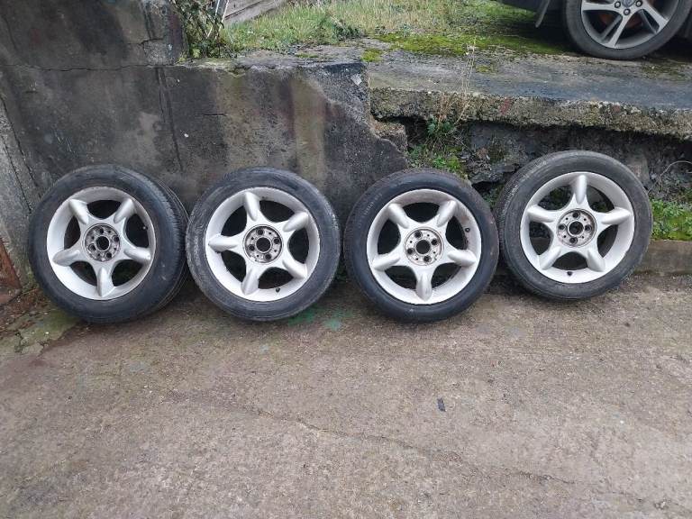 16 inch mini alloys £95 