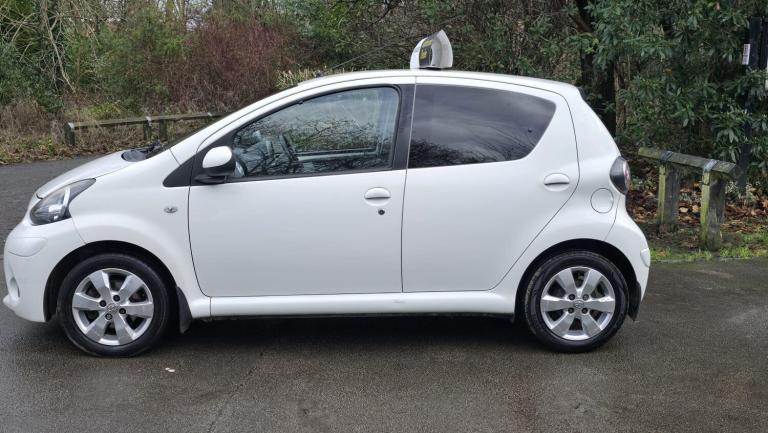 2012 Toyota AYGO 1.0 VVT-i Fire Euro 5 5dr HATCHBACK Petrol Manual