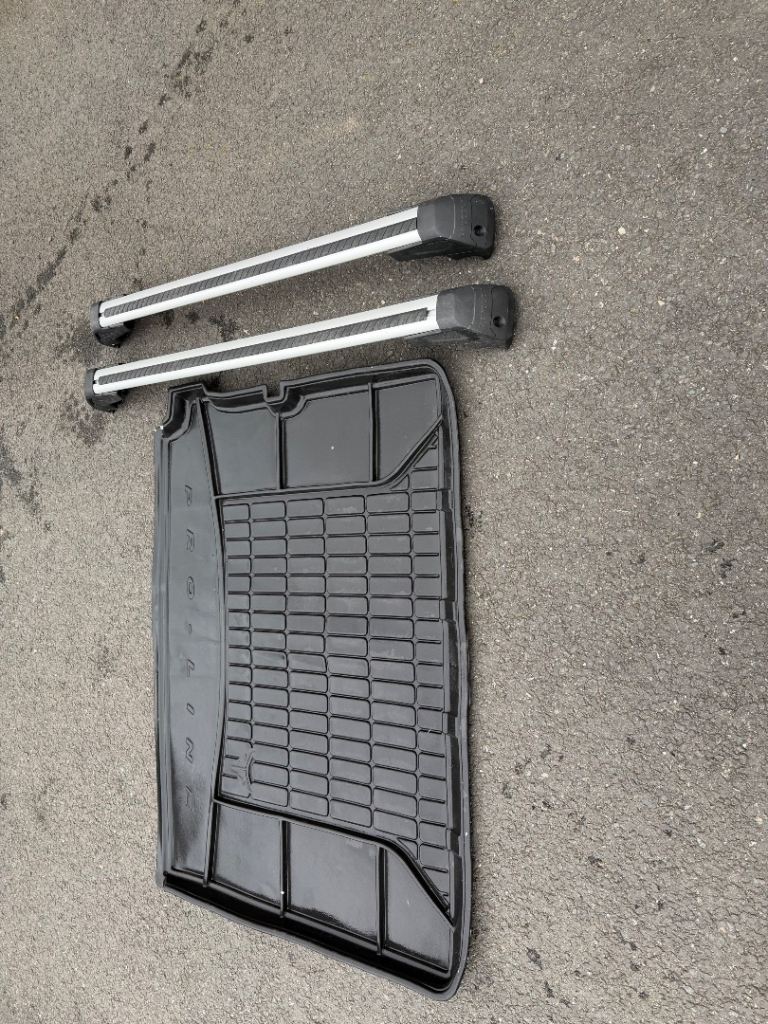 Peugeot 5008 Genuine Roof Bars & Hardwearing Rubber Mat