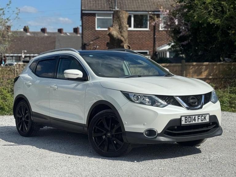 2014 Nissan Qashqai 1.5 dCi Tekna 2WD Euro 5 (s/s) 5dr HATCHBACK Diesel Manual