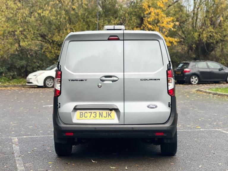 2024 Ford Transit Courier 1.5 EcoBlue Limited Van PANEL VAN DIESEL Manual