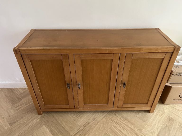 Wooden Sideboard with 3 Doors and Drawer – Good Condition - 120x40x77cm