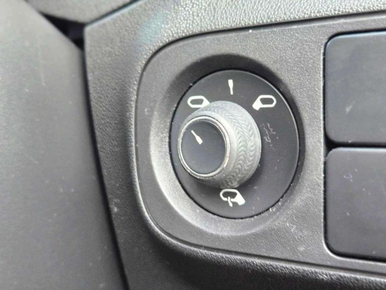 2019 Citroen C3 1.2 PureTech Feel Nav Edition Euro 6 (s/s) 5dr HATCHBACK Petrol Manual