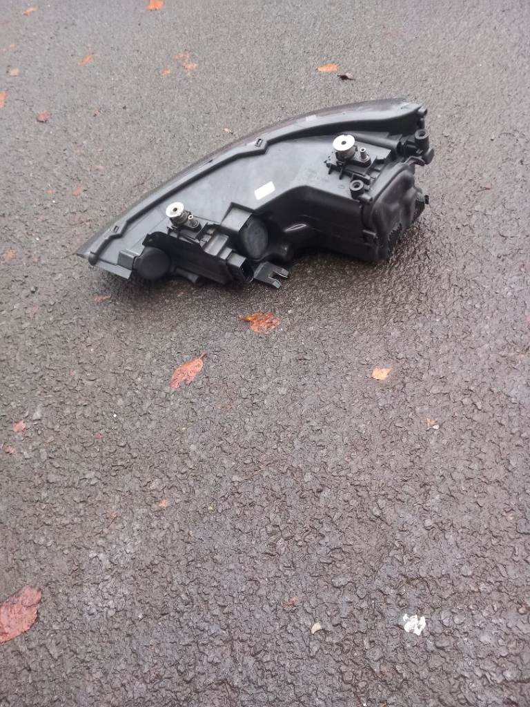 Audi A1 osf headlight