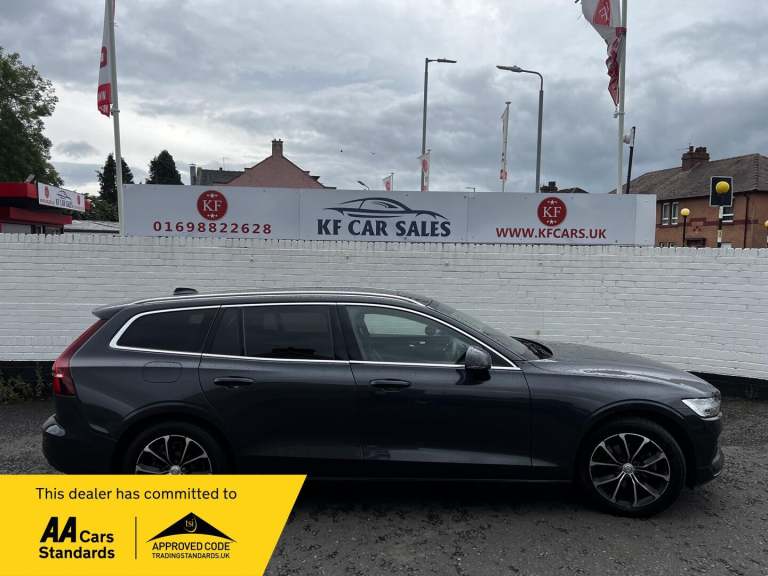 2018 Volvo V60 2.0 D4 [190] Momentum 5dr ESTATE DIESEL Manual