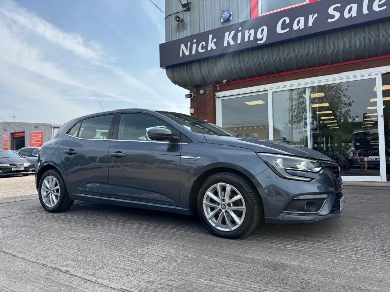 2016 Renault Megane 1.5 dCi Dynamique Nav 5dr ++ 20 TAX / 76 MPG / ULEZ / DAB / BLUETOOTH ++ HATC...