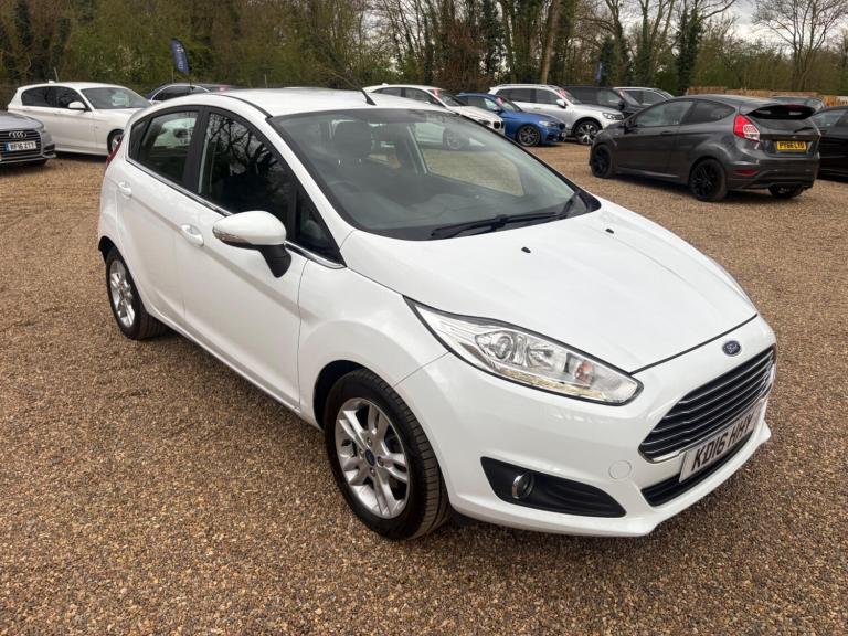 2016 Ford Fiesta 1.0 EcoBoost Zetec 5dr HATCHBACK PETROL Manual
