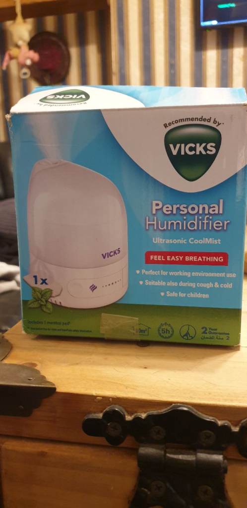 Vicks Personal Humidifier - Ultrasonic Cool Mist, New in Box