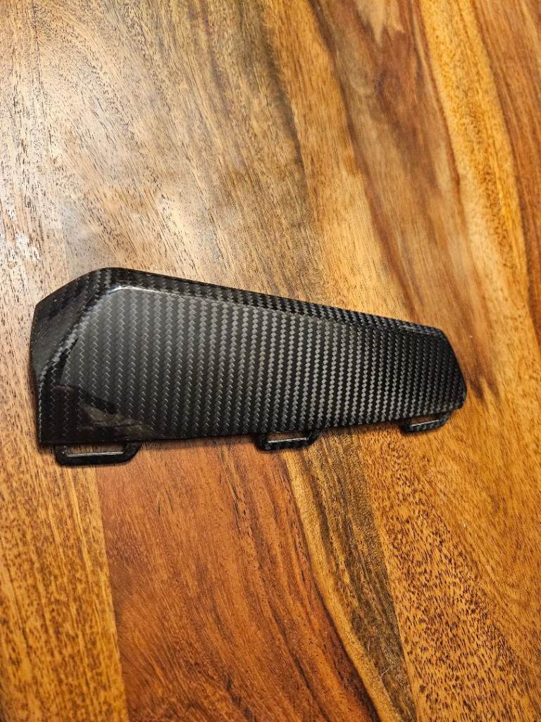 RS4, front bumper side grille trip, carbon fibre, new