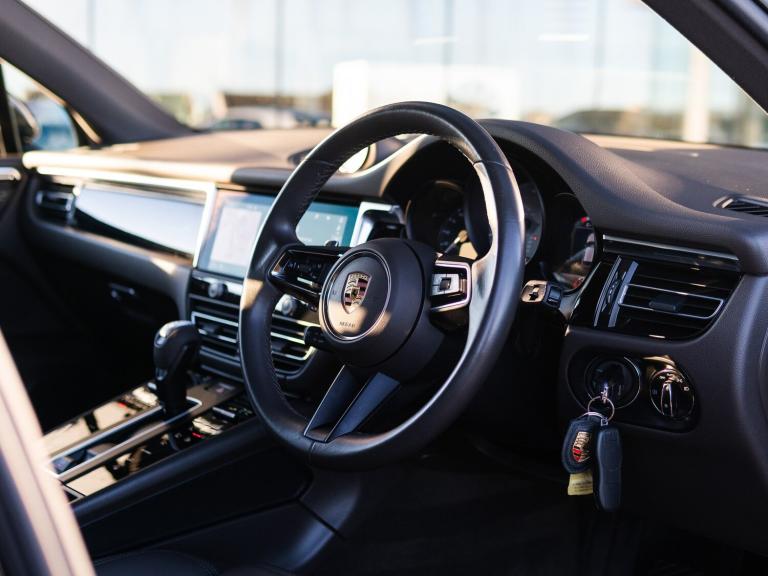 2023 Porsche Macan 2.9T V6 S SUV 5dr Petrol PDK 4WD Euro 6 (s/s) (380 ps)