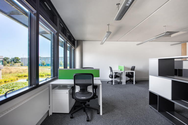 Coworking Space in LUTON LU28DL - Drop In or Stay Longer