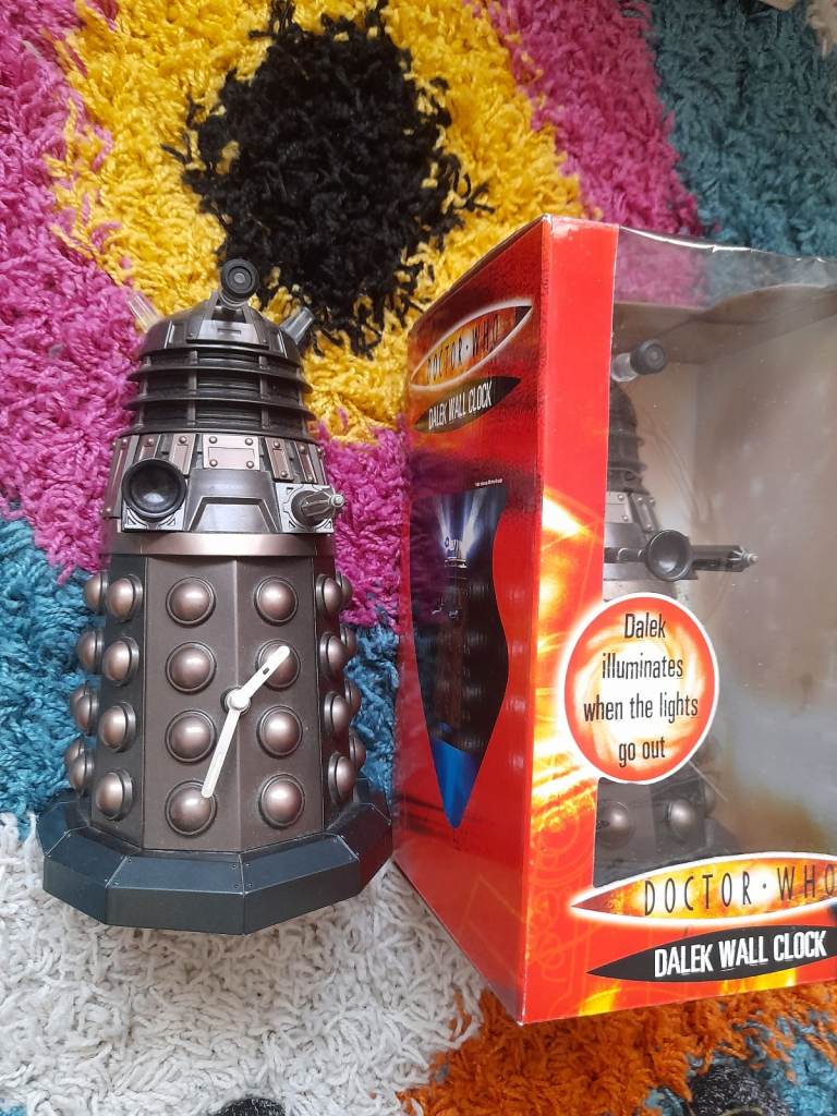DOCTOR WHO DALEK WALL CLOCK ILLUMINATED SET OF 2,  ONE SEALED BOXED