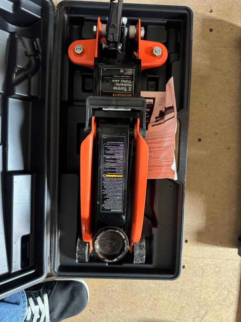 Car jack