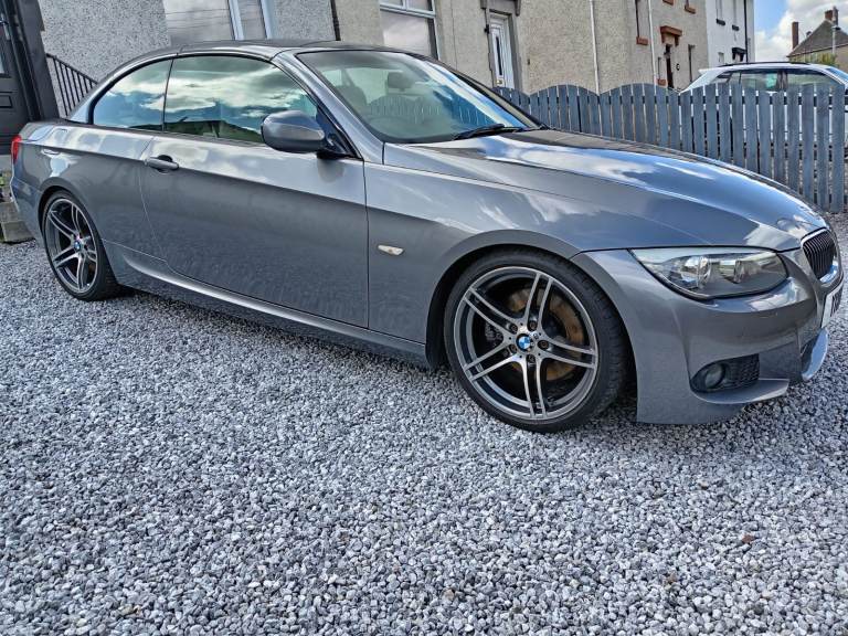 ***BMW 330d M Sport Convertible 2011, Semi-Auto 2993 (cc), Showroom condition, low mileage***