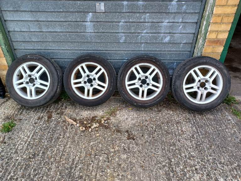Ford Focus Wheels & Tyres