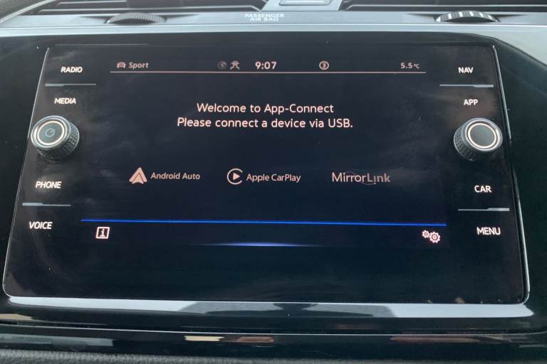 2020 Volkswagen Touran 1.5 TSI EVO SEL 5dr MPV PETROL Manual