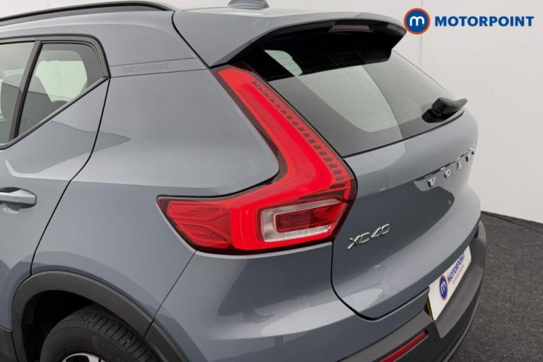 2022 Volvo XC40 1.5 T4 Recharge PHEV Plus Dark 5dr Auto SUV Hybrid Automatic