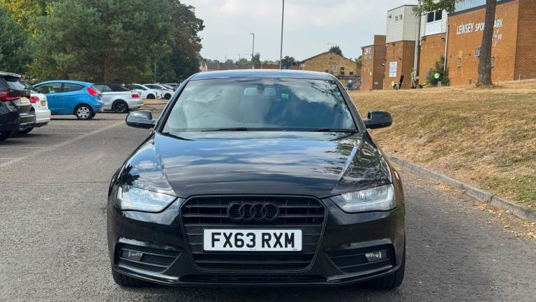 Audi, A4, Saloon, 2013, Manual, 1968 (cc), 4 doors