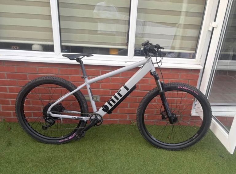 Cheap electric bike (2025 model calibre shift 27.5 )