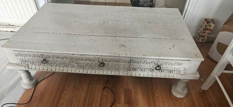 Solid Beautiful Bespoke COFFEE/TV TABLE SHABBY CHIC