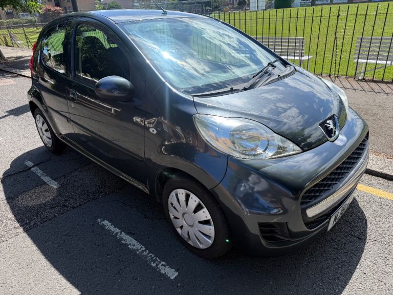 Peugeot, 107, Hatchback, 2011, Manual, 998 (cc), 5 doors