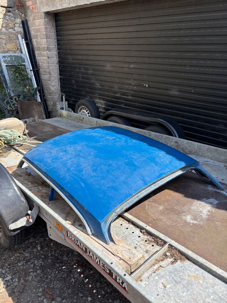MGB GT Roof Section