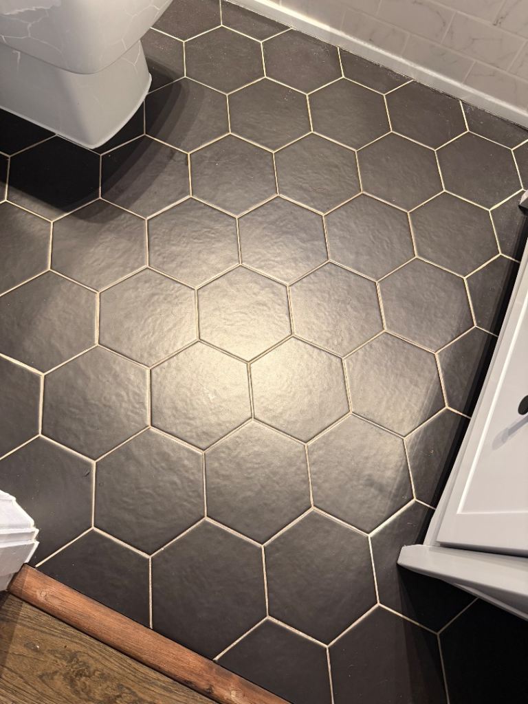 25 Black hexagonal tiles free