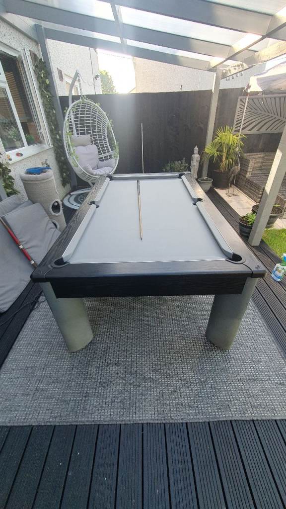 Outdoor Pool Table – Good Condition