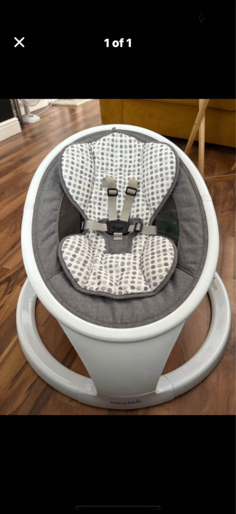 Munchkin swing