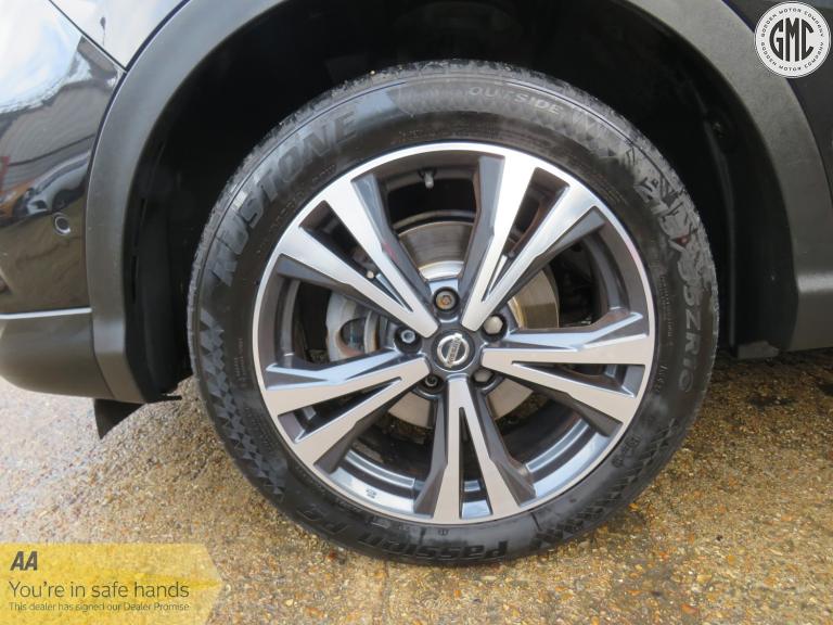 NISSAN QASHQAI 1.5 dCi N-Connecta Full Service History, Satnav 2019