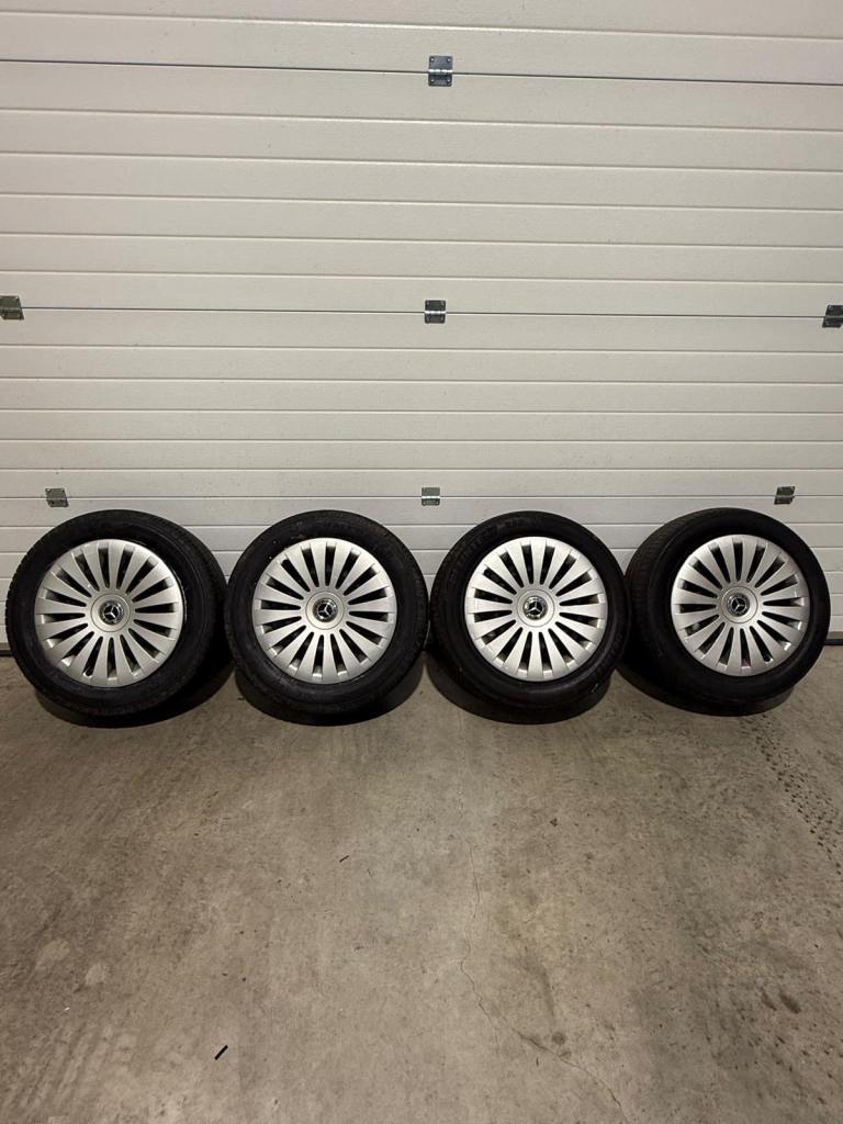 Mercedes Vito steel wheels and hub caps. 