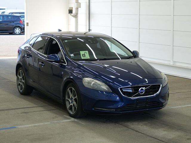  Volvo V40 OCEAN RACE EDITION AUTO ULEZ FREE Petrol Automatic