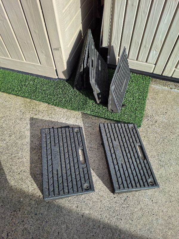 KERBSIDE RAMPS x 6