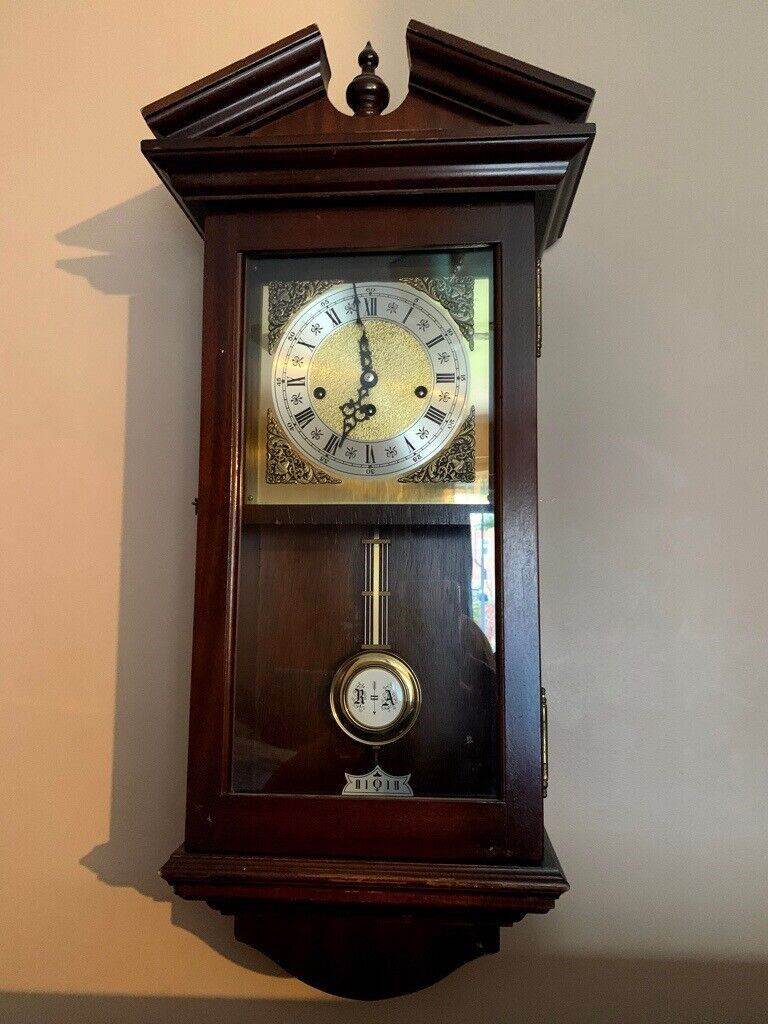 Bulova Pendulum Chiming Wall