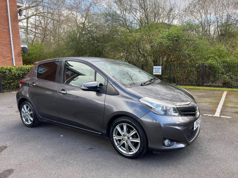 2012 Toyota Yaris 1.33 VVT-i SR 5dr Multidrive S HATCHBACK PETROL Automatic