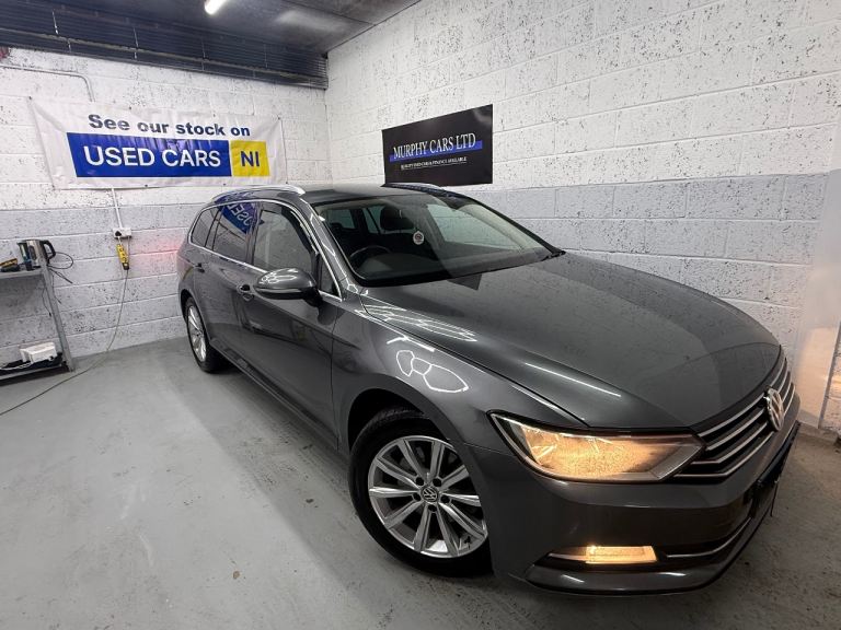 FULL SERVICE HISTORY TIMING BELT DONE £20 TAX SPACIOUS ESTATE!