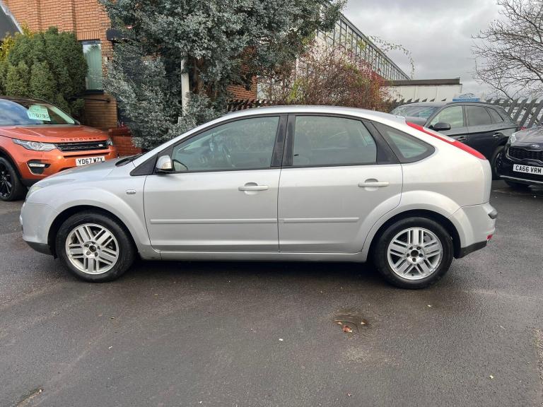 2007 Ford Focus 1.6 Ghia 5dr HATCHBACK PETROL Manual