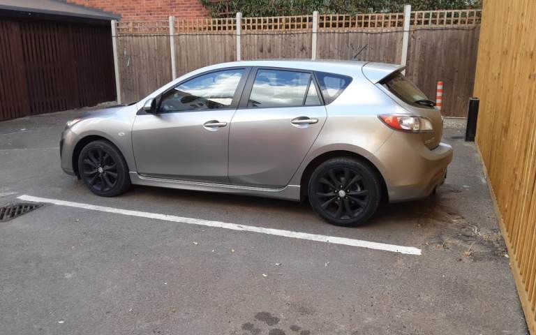2011 Mazda 3🟠 MOT until 27th July 2027🟠1.4 petrol manual🟠 extensive service history🟠 ISOFIX🟠